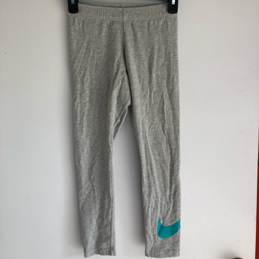 Grey leggings